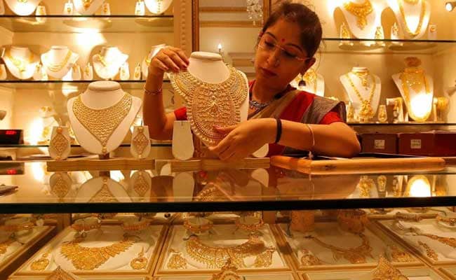 Gold prices today: Gold futures trade lower against US dollar, bond yields improve