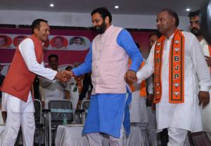 Subhash Kalsana with MP Naveen Jindal