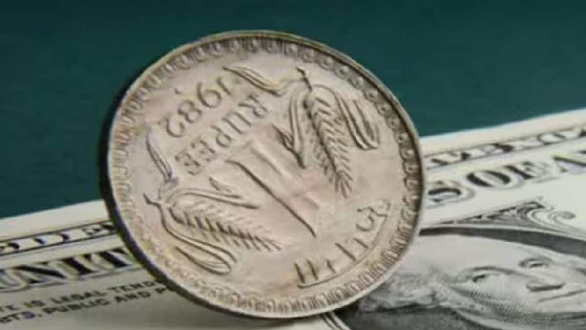 Rupee Declines Below 84 Vs Dollar for the First Time in History: Why is Indian Currency Falling? Rupee Declines Below 84 Vs Dollar for the First Time in History: Why is Indian Currency Falling?
