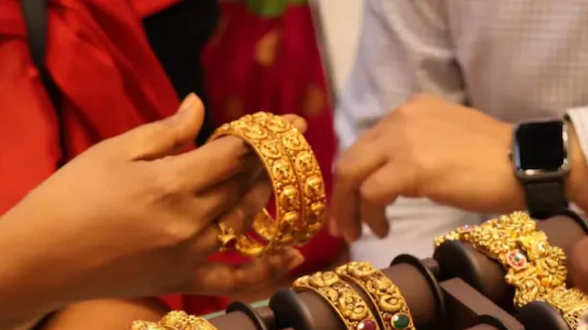 Gold Rate Rises In India: Check 22 Carat Price In Your City On October 12 Gold Rate Rises In India: Check 22 Carat Price In Your City On October 12
