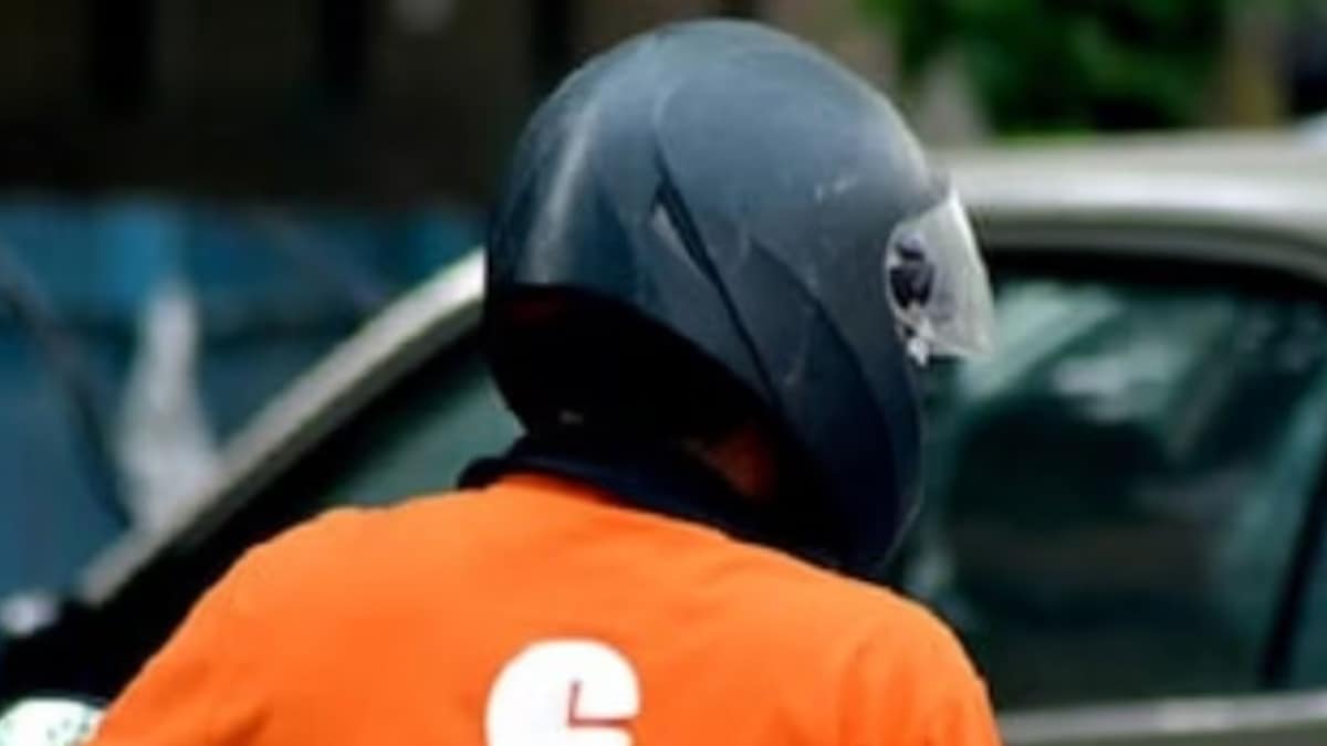 Swiggy Files for IPO, Aims to Raise About 0 Million Swiggy Files for IPO, Aims to Raise About 0 Million