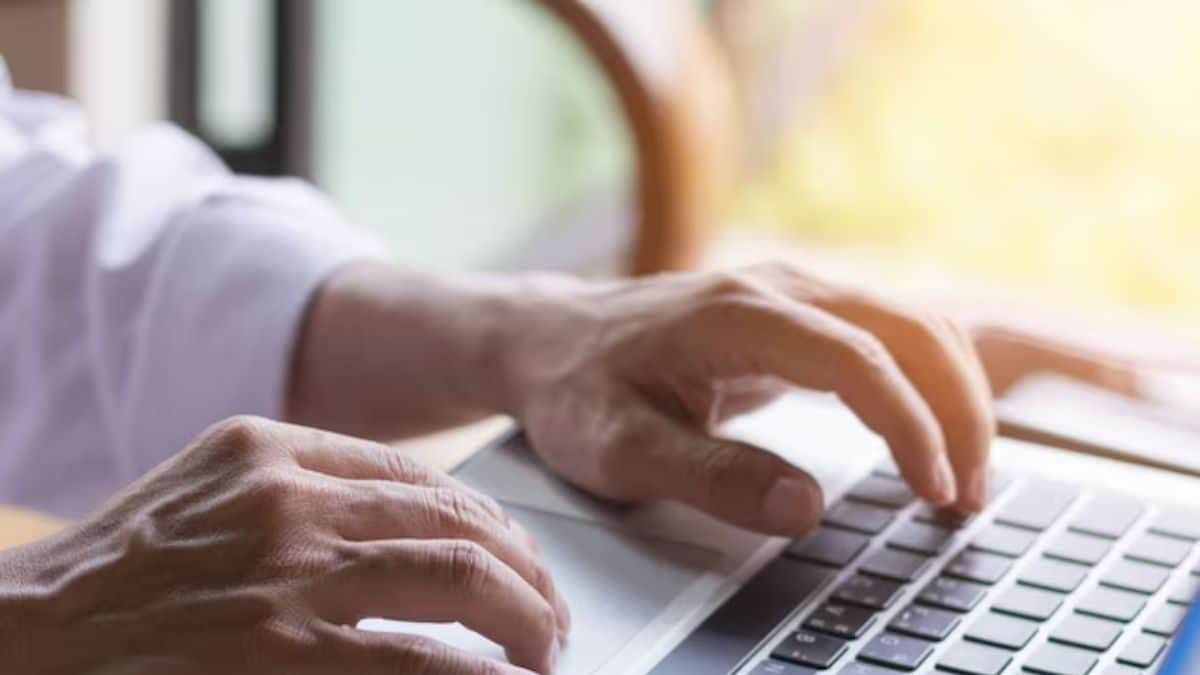 India Inc Likely to Offer 9.5% Salary Increment to Employees In FY2024-25: Survey