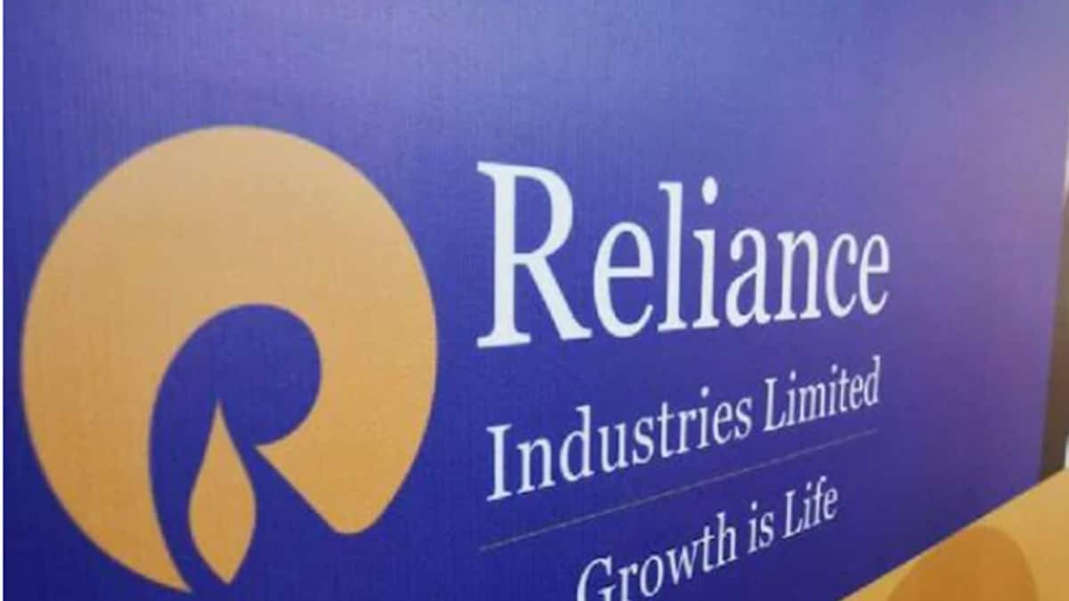 Reliance Industries Q2 Net Profit Rises 9.4% Quarter-on-quarter To Rs 16,563 Crore, Beats Analysts’ Estimates
