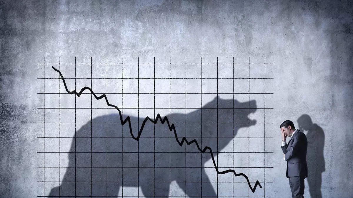 Sensex, Nifty Tank 1% Each, Investor Wealth Worth Rs 6 Lakh Cr Wiped Off; Why Is Market Falling? Sensex, Nifty Tank 1% Each, Investor Wealth Worth Rs 6 Lakh Cr Wiped Off; Why Is Market Falling?