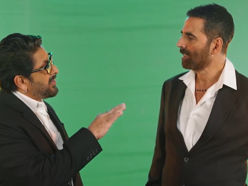 Akshay Kumar & Arshad Warsi Clash in Kabaddi Before Court Showdown Akshay Kumar & Arshad Warsi Clash in Kabaddi Before Court Showdown
