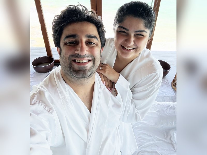 Anshula Kapoor Enjoys Maldives Getaway with Fiancé Rohan Thakkar Amid Wedding Plans