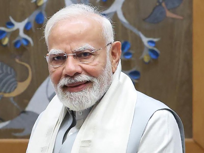 Celebs Celebrate PM Modi’s Birthday, Praise His Leadership: Riteish, Kangana & Sonu Sood Celebs Celebrate PM Modi’s Birthday, Praise His Leadership: Riteish, Kangana & Sonu Sood