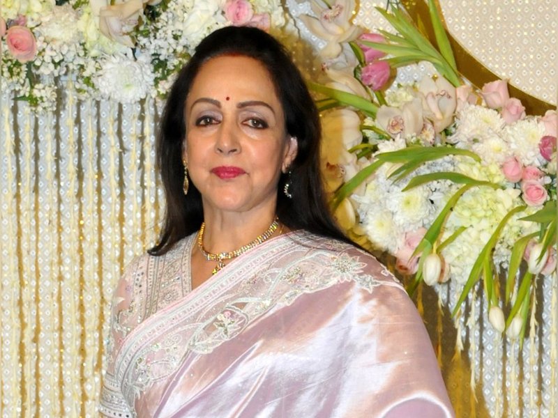 Hema Malini Celebrates Navratri’s Arrival with Joyful Traditions