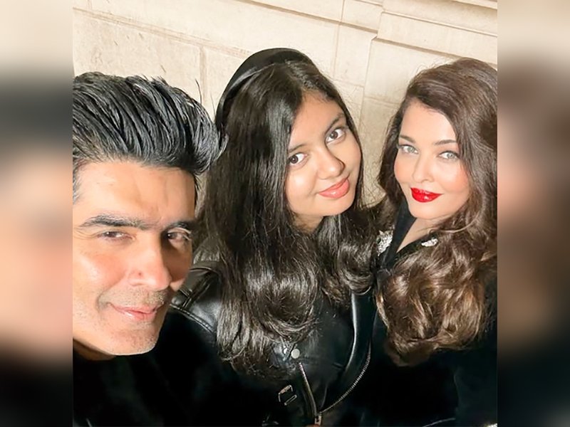 Manish Malhotra Captures Heartwarming Moments with Aishwarya Rai and Aaradhya at Paris Fashion Week Manish Malhotra Captures Heartwarming Moments with Aishwarya Rai and Aaradhya at Paris Fashion Week