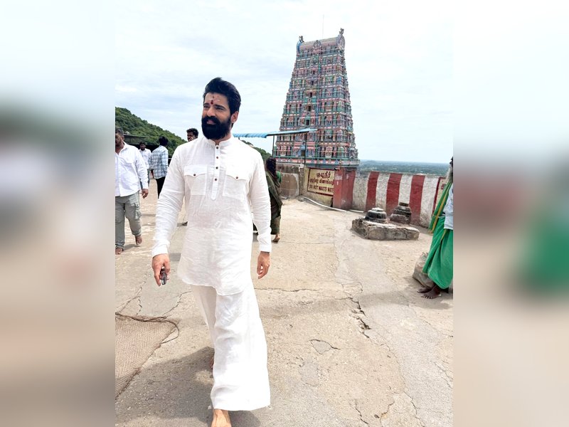 Mohit Malik & Shrenu Parikh Seek Blessings at Tiruttani Murugan Temple Before ‘Ganesh Kartikey’ Show