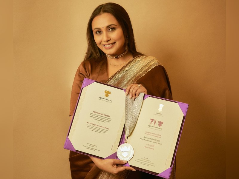 Rani Mukerji Receives First National Award, Dedicates Win to Her Late Father