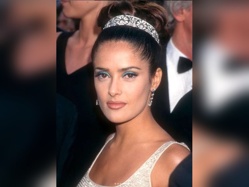 Salma Hayek’s Daughter Celebrates 18th Birthday: Embracing Change While Staying True to Herself!