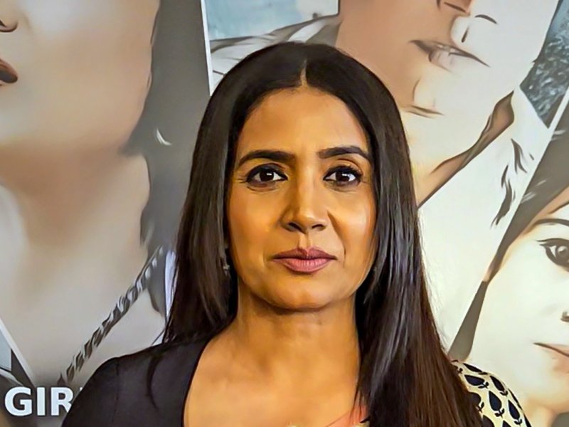 Sonali Kulkarni Shines Light on the Power of Film Industry Entourages