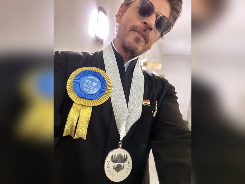 Suhana Khan Celebrates Shah Rukh Khan’s National Award Win: “We Love You, Papa!”