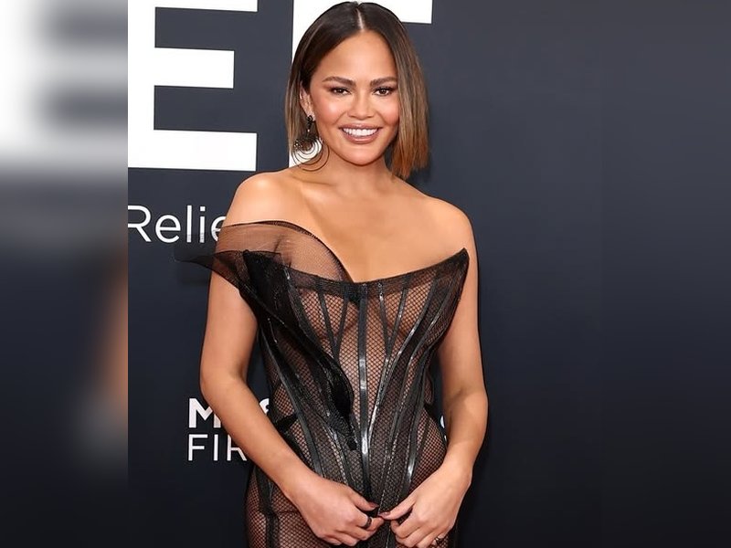 Chrissy Teigen Reveals Secrets of Her Friendship with Meghan Markle Chrissy Teigen Reveals Secrets of Her Friendship with Meghan Markle