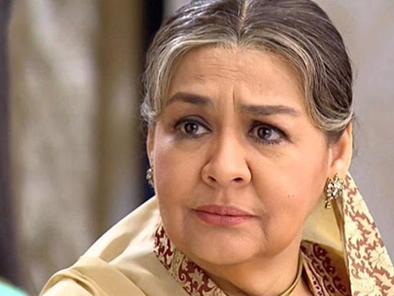 Farida Jalal Reflects on Her Parents’ Divorce and Life in Boarding School: A Heartfelt Journey