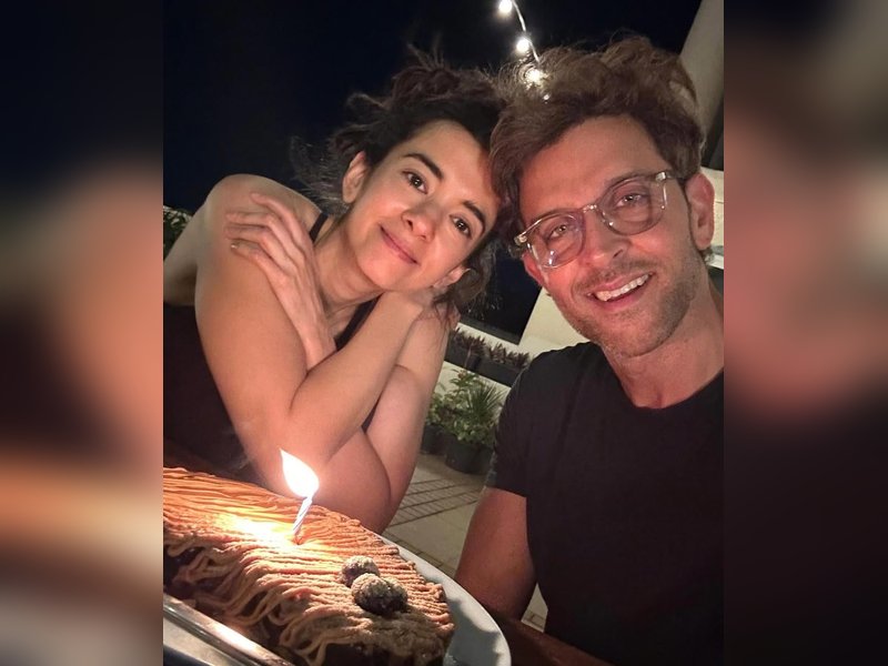 Hrithik Roshan and Saba Azad Mark 4 Years of Love and Togetherness!