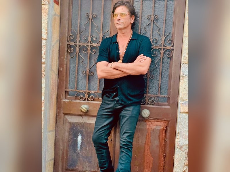 John Stamos’ Son Uses Dad’s Fame to Charm the Ladies!