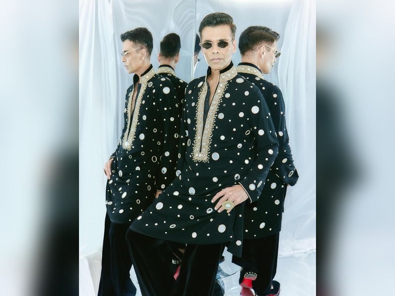 Karan Johar Praises Manish Malhotra’s Diwali Bash as a Stunning Mix of Warmth, Glamour & Love! Karan Johar Praises Manish Malhotra’s Diwali Bash as a Stunning Mix of Warmth, Glamour & Love!