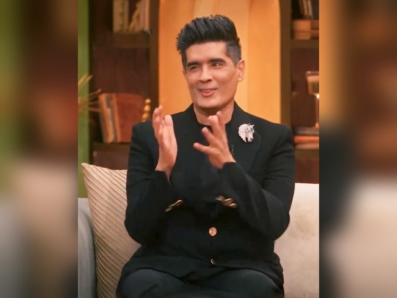 Manish Malhotra Reflects on His Early Design Journey in ‘Two Much’ with Kajol and Twinkle! Manish Malhotra Reflects on His Early Design Journey in ‘Two Much’ with Kajol and Twinkle!