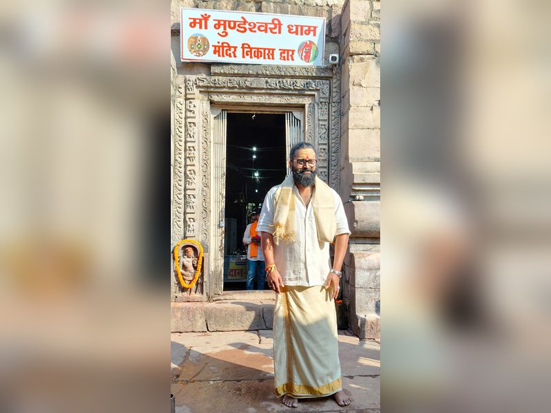 Rishab Shetty’s Inspiring Visit to Bihar’s Mundeshwari Temple: A Spiritual Journey!