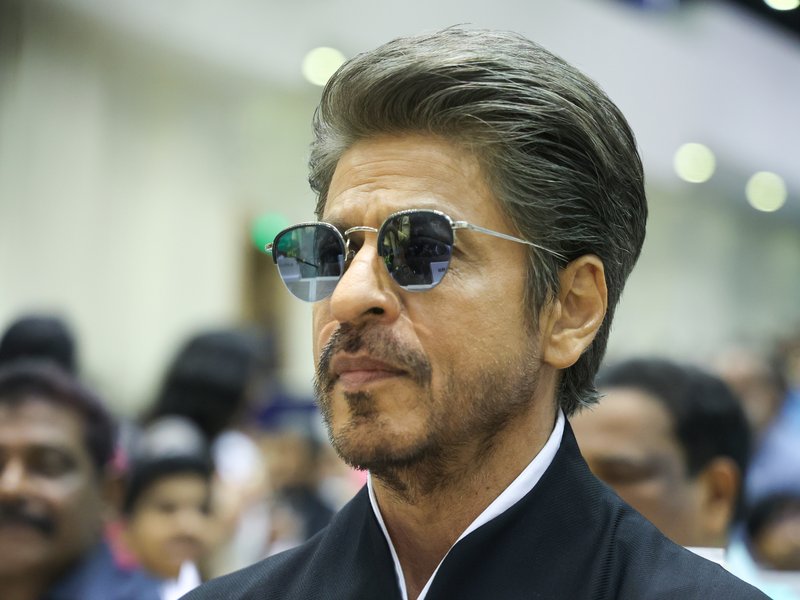 Shah Rukh Khan Declares: “I Am the Last of the Stars!”