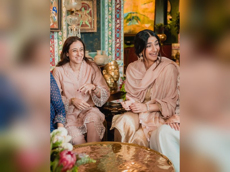 Sonam Kapoor Celebrates Birthday with Heartfelt Note for Her ‘Chosen Family and Best Friend’