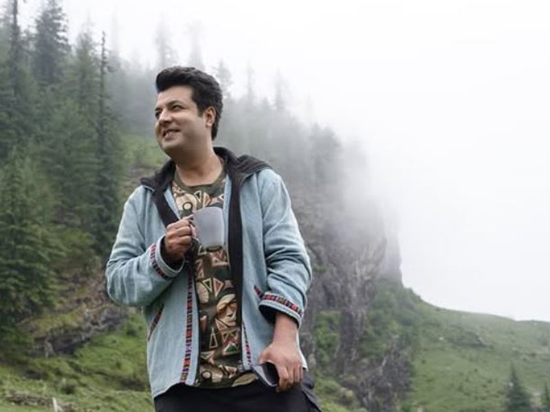 Varun Sharma Shares Heartwarming ‘Family Diwali’ Feast Featuring Special Puri Aloo Delights!