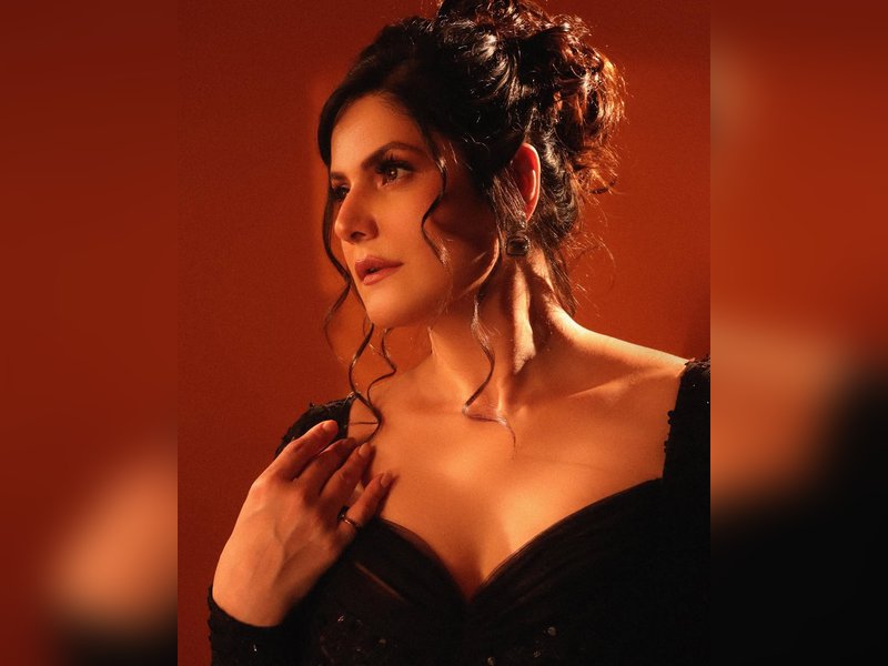 Zareen Khan’s Mom Hospitalized: Let’s Keep Her in Our Prayers!