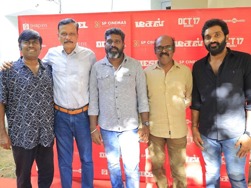 ‘Diesel’ Director Shanmugam Muthusamy Faces Death Threats from Petrol Mafia During Investigation ‘Diesel’ Director Shanmugam Muthusamy Faces Death Threats from Petrol Mafia During Investigation