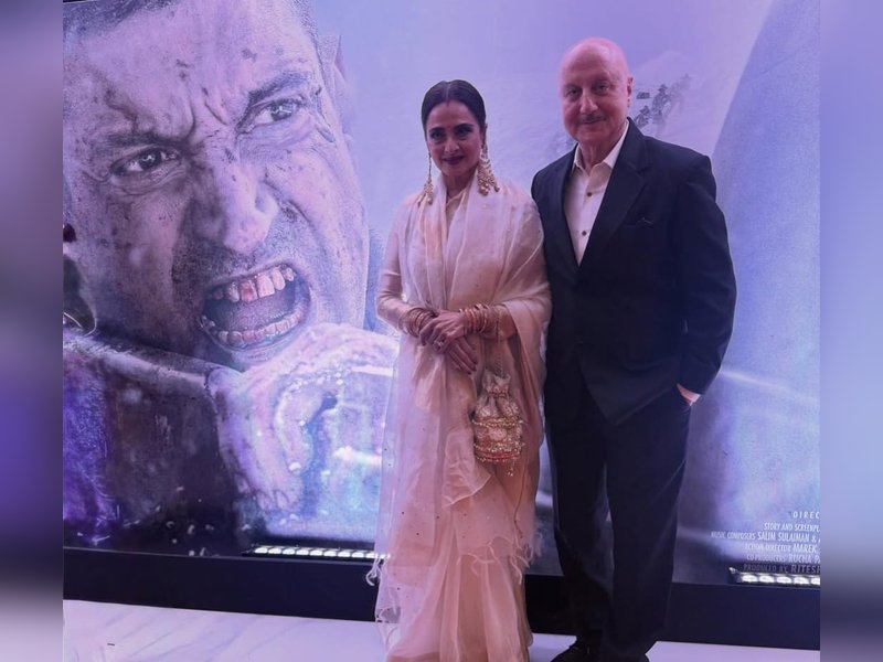Anupam Kher Calls Rekha ‘Eternal’ in Heartfelt Meeting: A Bollywood Moment to Remember!
