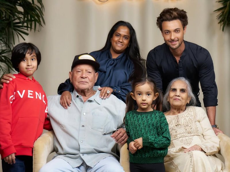 Arpita Khan’s Touching Tribute to Salim Khan on His 90th Birthday: “You Are Our Galaxy”