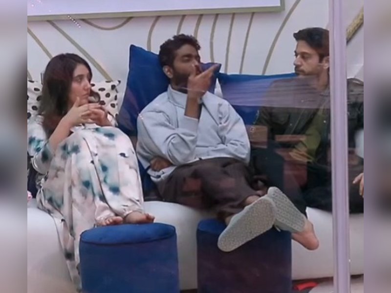 Bigg Boss 19 Drama: Pranit More and Ashnoor Kaur Take on Gaurav Khanna in Finale Task Showdown! Bigg Boss 19 Drama: Pranit More and Ashnoor Kaur Take on Gaurav Khanna in Finale Task Showdown!