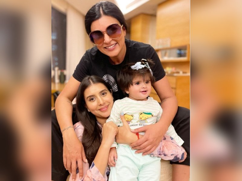 Charu Asopa Celebrates Sushmita Sen’s 50th Birthday: “Age Bows to Your Radiance!”