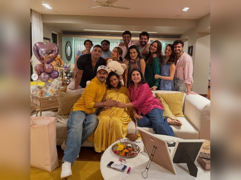 Farah Khan Offers Sneak Peek into Rajkummar and Patralekhaa’s Joyous Barjatya-Inspired Baby Shower! Farah Khan Offers Sneak Peek into Rajkummar and Patralekhaa’s Joyous Barjatya-Inspired Baby Shower!