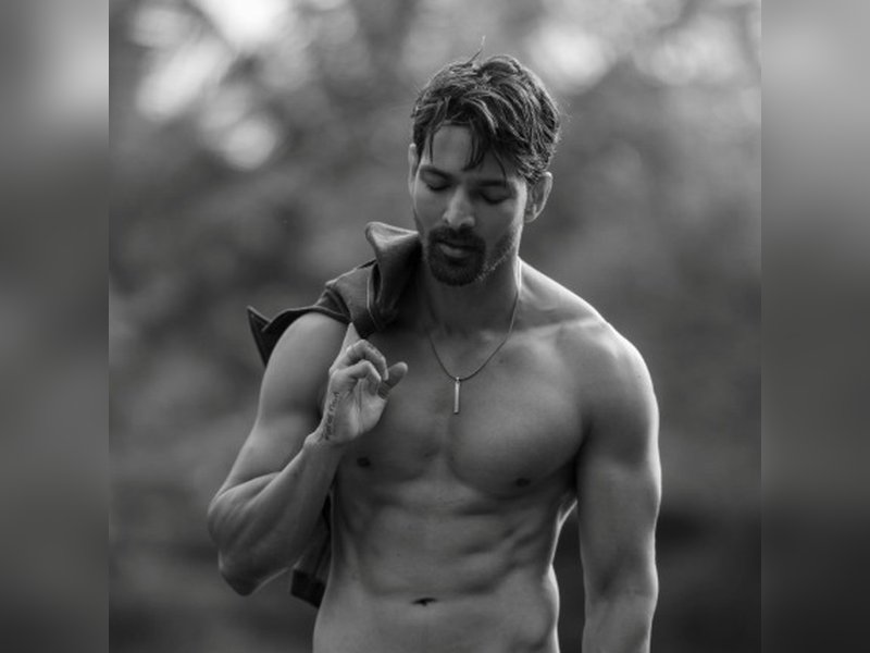 Harshvardhan Rane Unwinds on 10-Day Nature Retreat After 38 Days of Planning Harshvardhan Rane Unwinds on 10-Day Nature Retreat After 38 Days of Planning