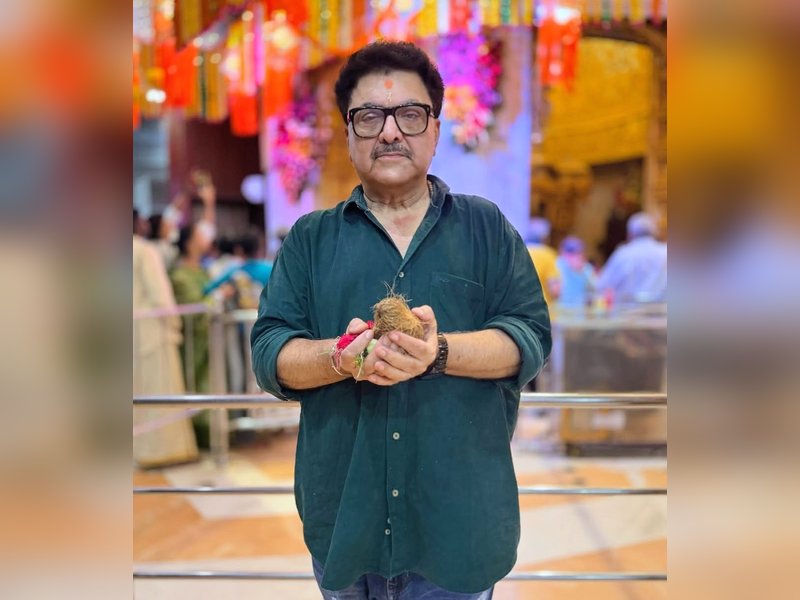 IFTDA President Ashoke Pandit Takes Action Against Paparazzi for Breach of Privacy in Dharmendra Case