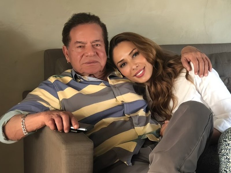 Iulia Vantur’s Heartfelt Birthday Tribute: Salim Khan is a ‘Blessing’ in Her Life! Iulia Vantur’s Heartfelt Birthday Tribute: Salim Khan is a ‘Blessing’ in Her Life!