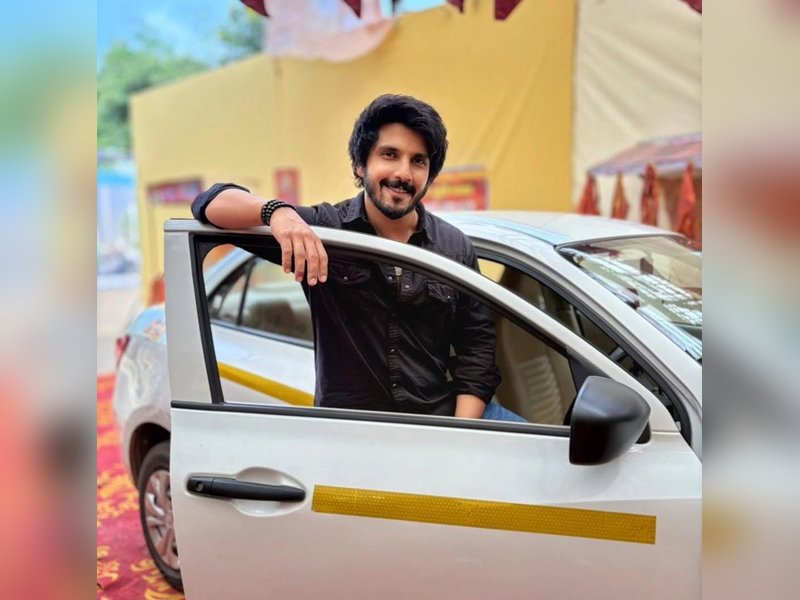 Kanwar Dhillon Unveils Murder Mystery in ‘Udne Ki Asha,’ Shifting Focus on Sachin and Sailee’s Quest Kanwar Dhillon Unveils Murder Mystery in ‘Udne Ki Asha,’ Shifting Focus on Sachin and Sailee’s Quest