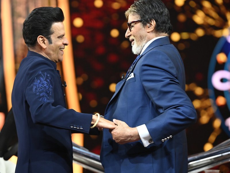 Manoj Bajpayee Remembers Meeting Amitabh Bachchan 28 Years Ago: “Time Stopped, Mind Went Blank!” Manoj Bajpayee Remembers Meeting Amitabh Bachchan 28 Years Ago: “Time Stopped, Mind Went Blank!”