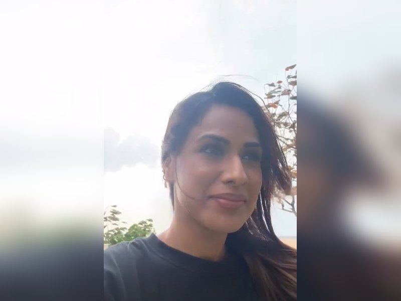 Nia Sharma Shares Stunning Beach View and Breakfast Moments from Shoot Wrap! Nia Sharma Shares Stunning Beach View and Breakfast Moments from Shoot Wrap!
