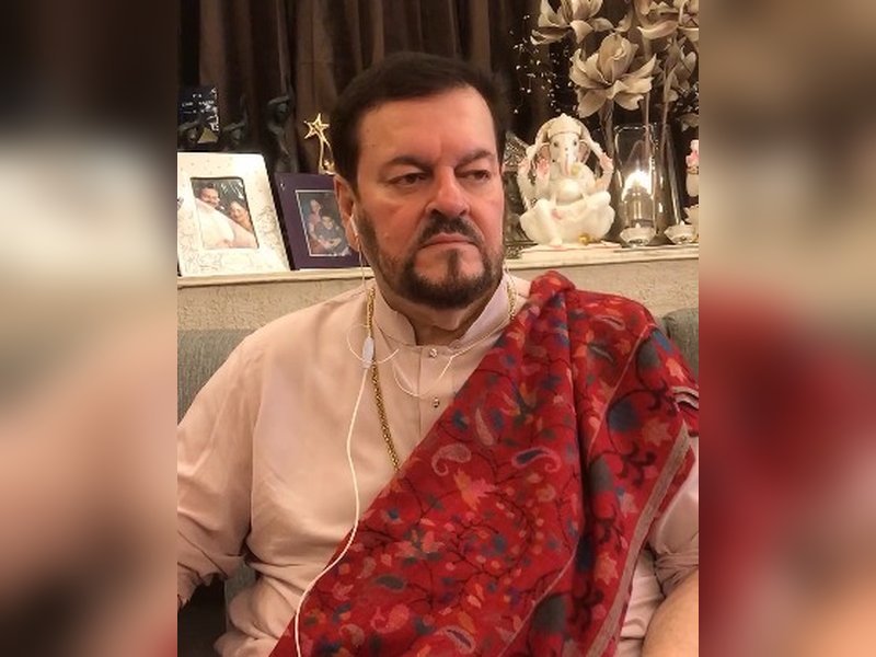 Nitin Mukesh Honors Dharmendra’s Legacy with a Soulful Song from His Debut Film Nitin Mukesh Honors Dharmendra’s Legacy with a Soulful Song from His Debut Film