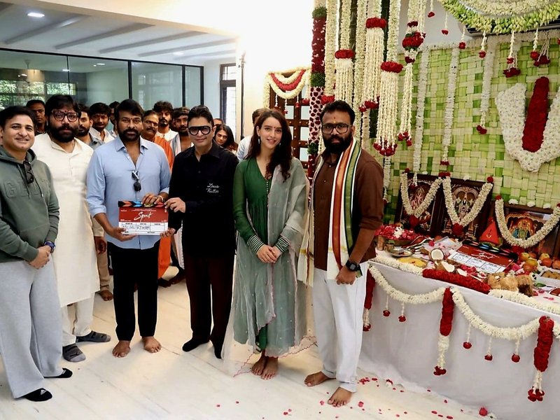 Prabhas and Triptii Dimri Launch ‘Spirit’ with Grand Pooja Ahead of Filming! Prabhas and Triptii Dimri Launch ‘Spirit’ with Grand Pooja Ahead of Filming!