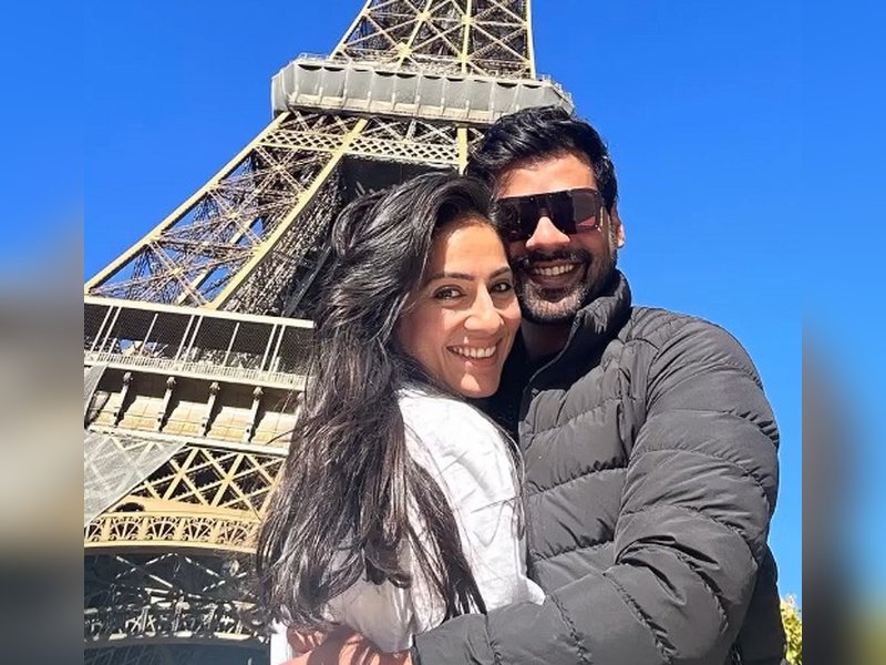 Shabir Ahluwalia and Kanchi Kaul Celebrate 17 Years of Love: A Look Back at Their Sweet Romance Shabir Ahluwalia and Kanchi Kaul Celebrate 17 Years of Love: A Look Back at Their Sweet Romance