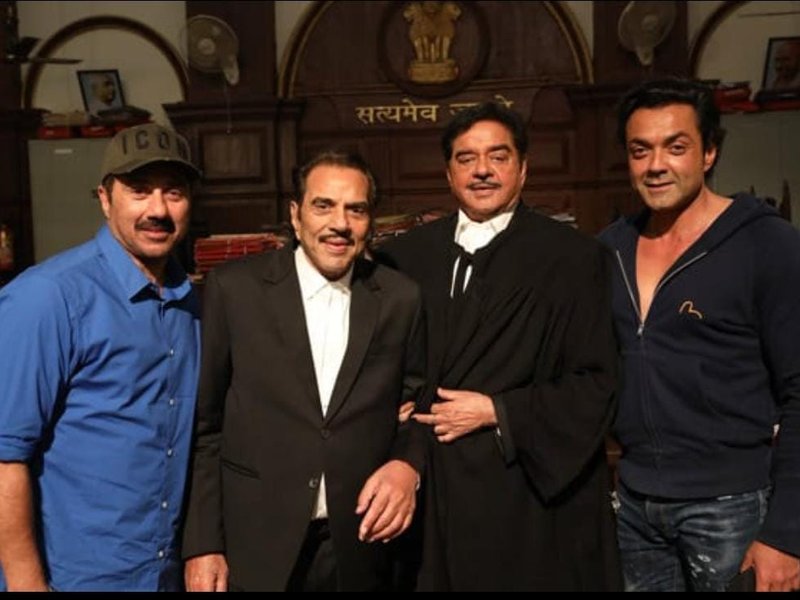 Shatrughan Sinha Offers Heartfelt Condolences to Sunny and Bobby Deol on Dharmendra’s Passing