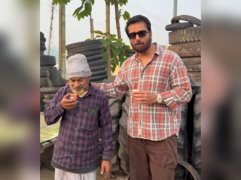 Sonu Sood Applauds PM Modi’s Push for Small Businesses During Visit with Tyre Repairman Sonu Sood Applauds PM Modi’s Push for Small Businesses During Visit with Tyre Repairman