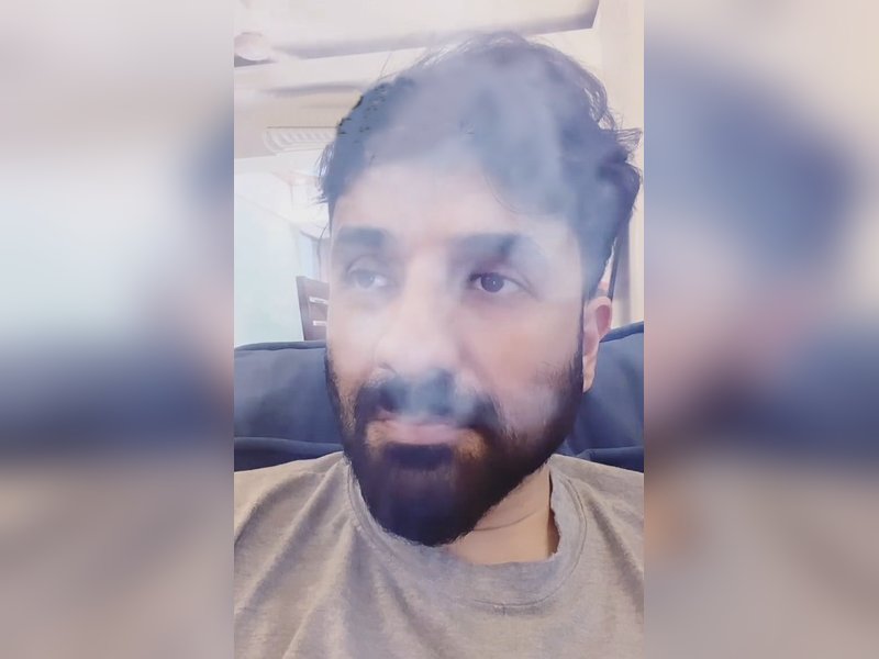 Vir Das Quips on Mumbai’s AQI: ‘My Lungs Have Adapted, No Coughing Here!’