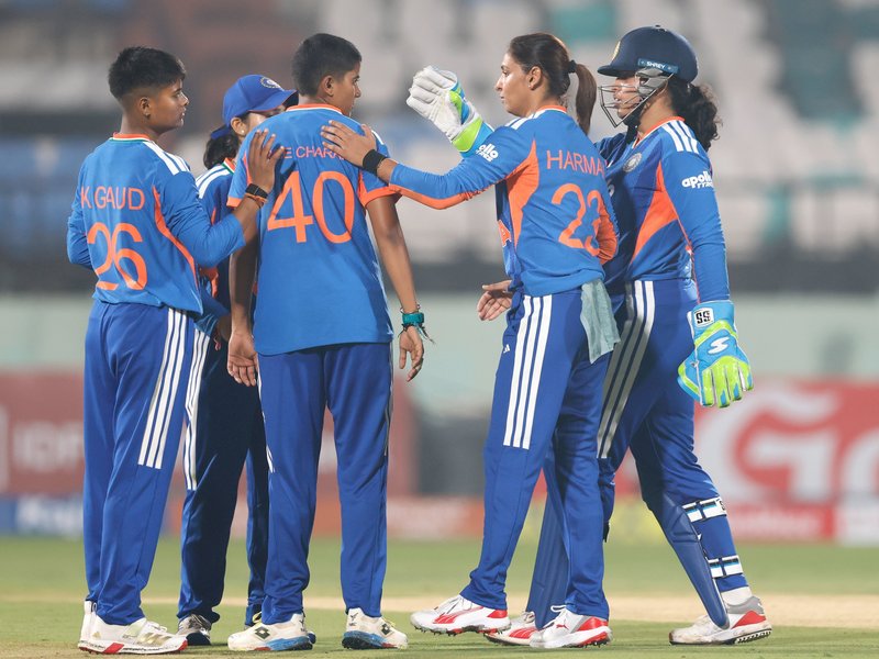 1st T20I: India Women’s Bowlers Limit Sri Lanka to 121/6 in Strong Performance