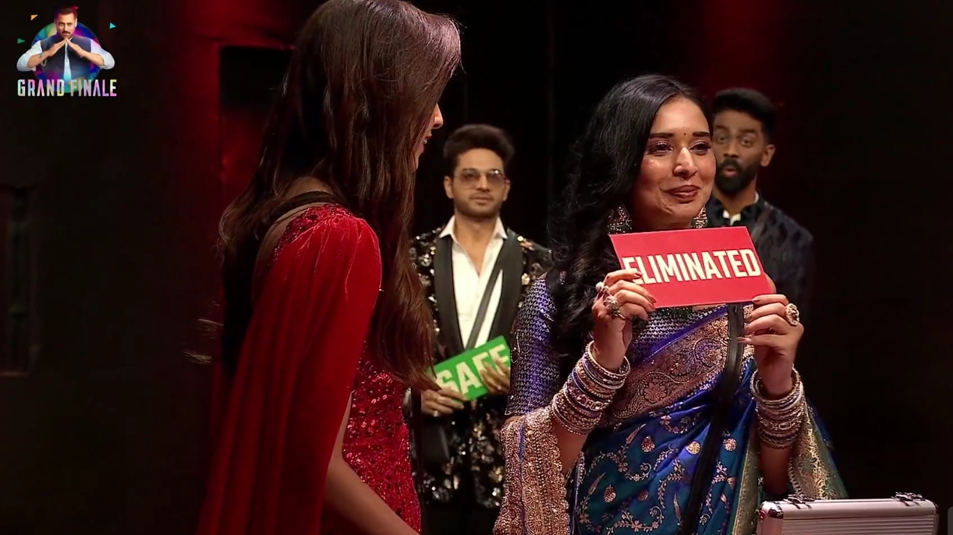 Tanya Mittal Evicted as Kartik Aaryan and Ananya Panday Shake Up Bigg Boss 19 Finale Tanya Mittal Evicted as Kartik Aaryan and Ananya Panday Shake Up Bigg Boss 19 Finale