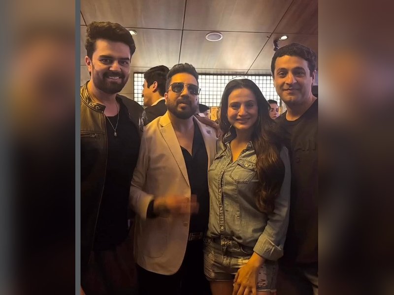 Ameesha Patel Thanks Sunny and Bobby Deol for Special Screening of Dharmendra’s Last Film “Ikkis”